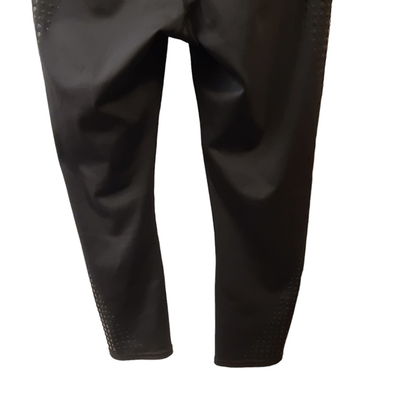 ATHLETA Size Small Sonar Black Capri Legging Pant Crop Yoga Tight - Picture 4 of 9